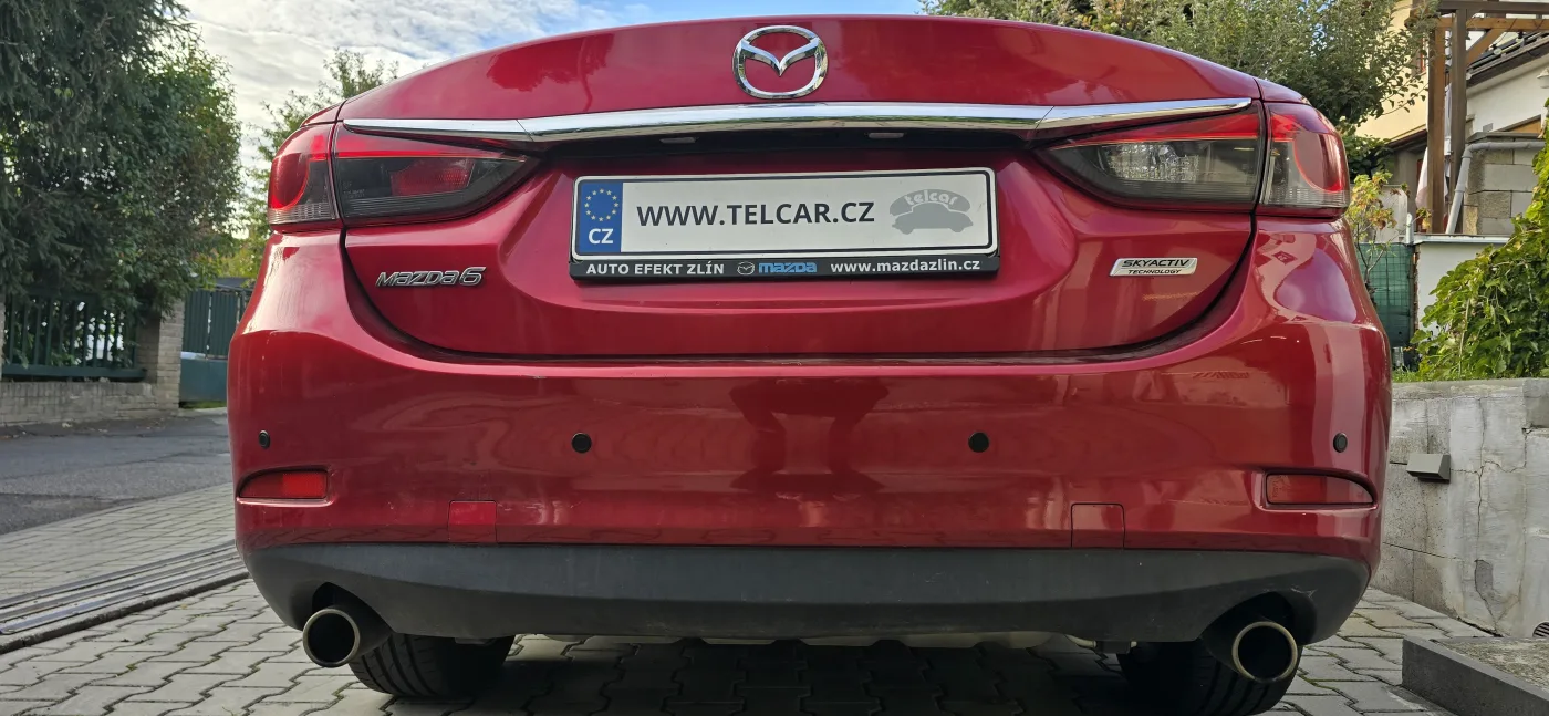 Zadní parkovací senzory namontované v nárazníku – Mazda Mazda 6 sedan – montáž Praha 5