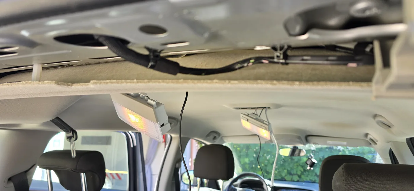 – Opel Zafira – montáž Praha 5